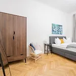 Anna And Friends * Graz