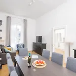 Anna And Friends Graz