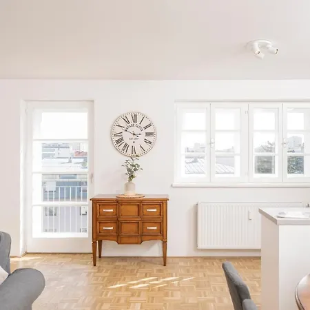 Daire Anna And Friends Graz