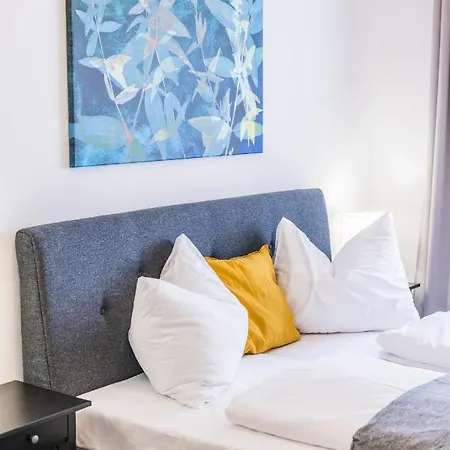 Daire Anna And Friends