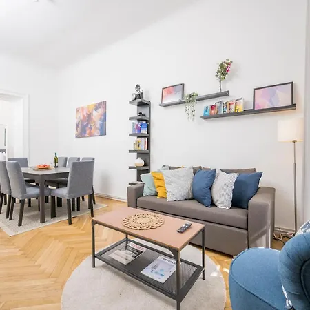 Anna And Friends Apartman