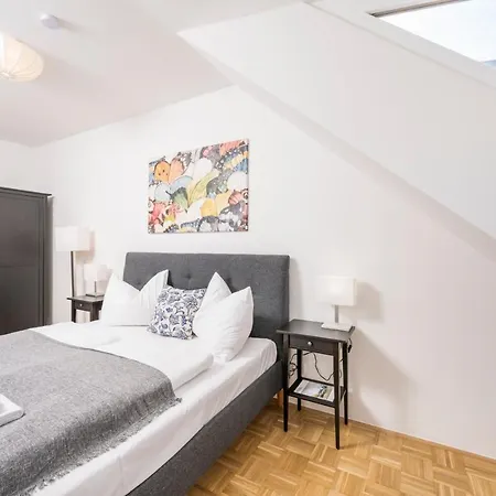 Anna And Friends Graz