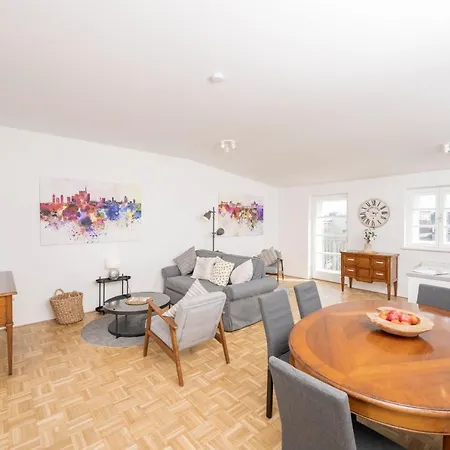 Anna And Friends Apartamento *