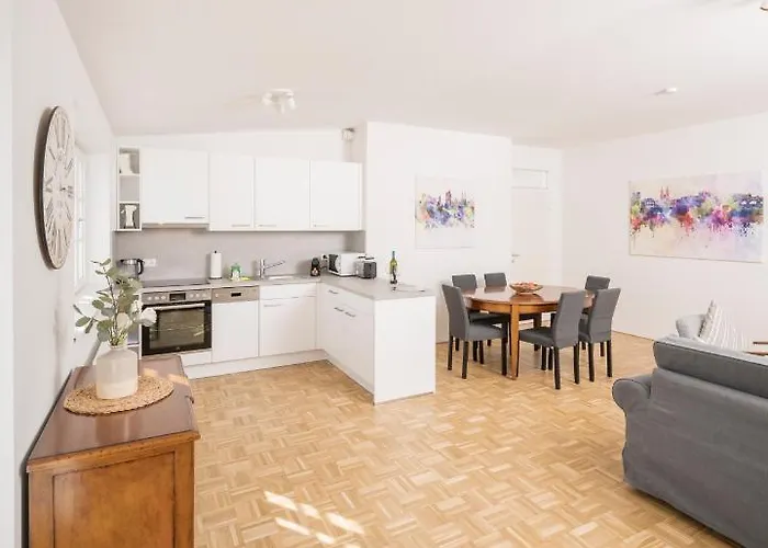 Anna And Friends Daire