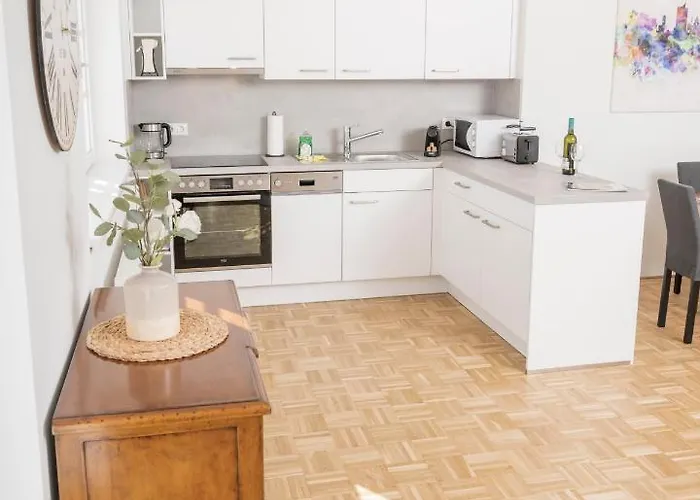 Anna And Friends Daire Graz